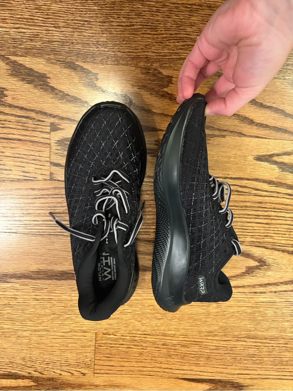 Under Armour Flow Velociti Wind 2 Black Performance Running Shoes - Picture 7 of 8